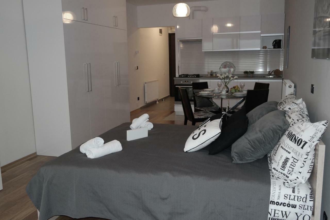 Anamaria Apartma *